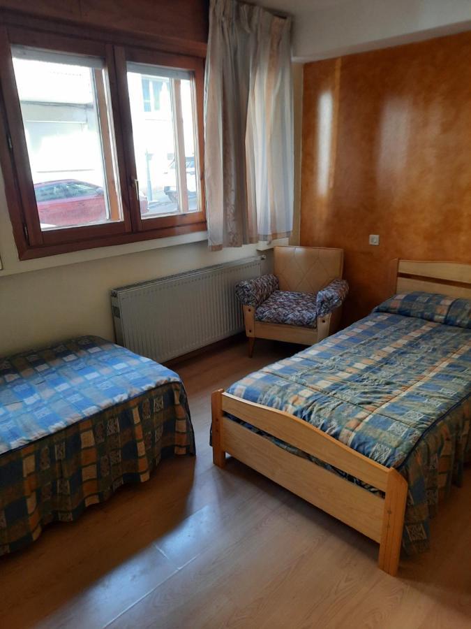 Habitaciones Pension El Parque Сабіньяніго Екстер'єр фото